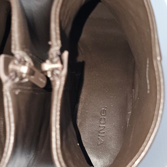 Vince Fitz Ankle Bootie Size 9.5 Truffle Brown Leather Pointed Toe Block Heel - Picture 11 of 14